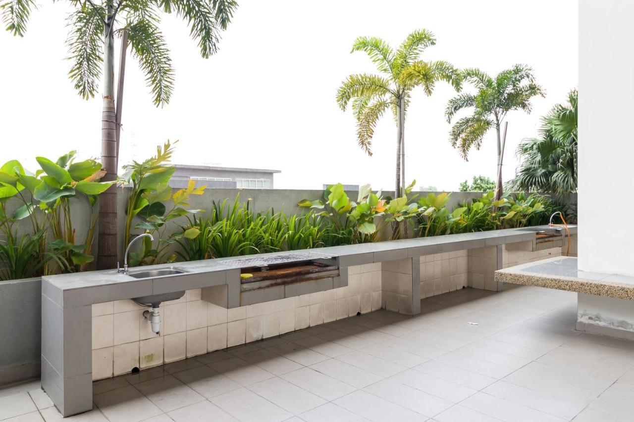 Boulevard Service Apartment Kl By Airhost Kuala Lumpur Exterior foto